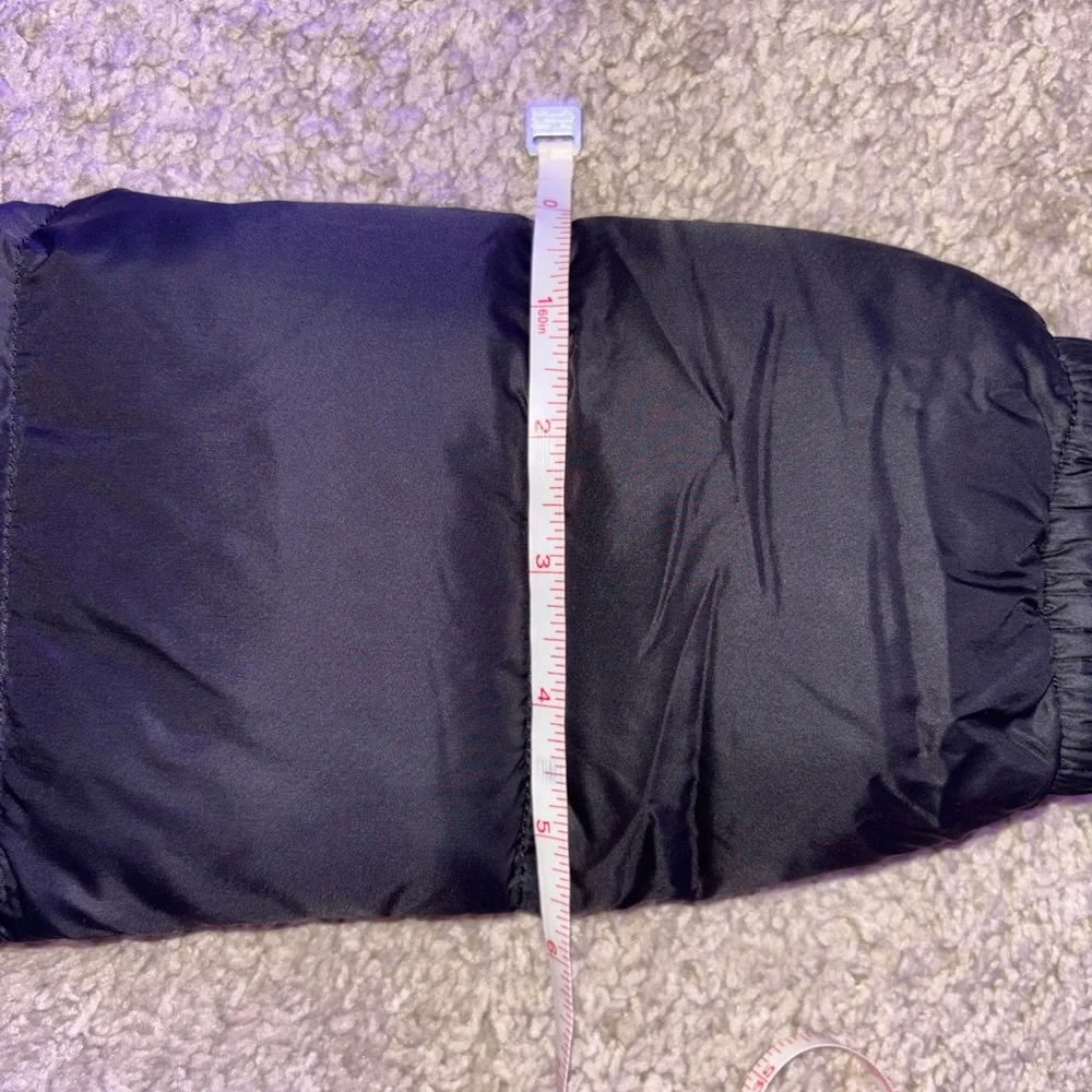 The North Face Women's Puffer Jacket - Picture 14 of 14